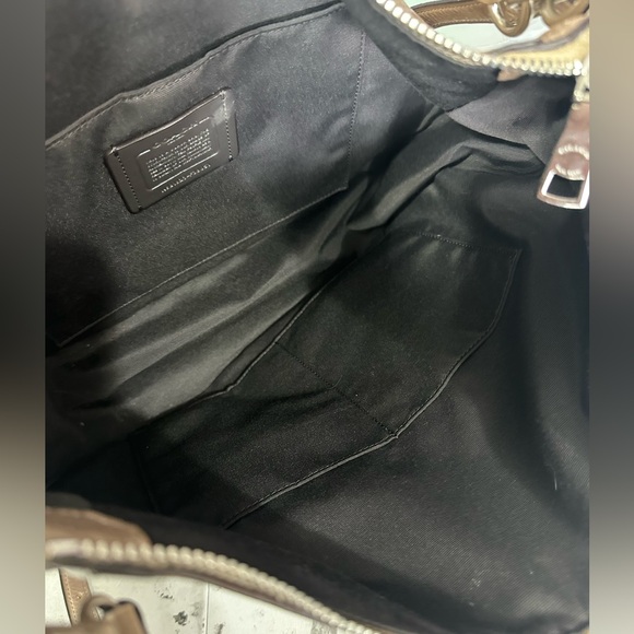 Like new Coach Elle Hobo Metallic Nude Silvertone F38051 Leather Crossbody - Picture 9 of 13